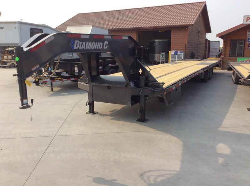 2021 Diamond C Trailers 25.9k GVWR L40ft x 102 FMAX212 Equipment Trailer 2021 Diamond C Trailers 25.9k GVWR L40ft x 102 FMAX212 Equipment Trailer
