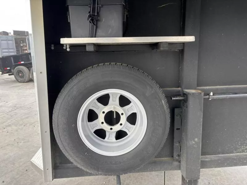 used Horse Trailers Logan Coach  for sale, in Acampo, CA Thumbnail 26