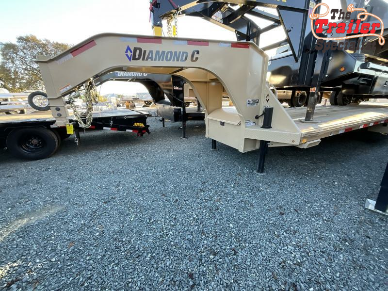 NEW 2024 Diamond C Trailers FMAX216L40X102MR 102X40' 40K GVW GN Equipment Trailer