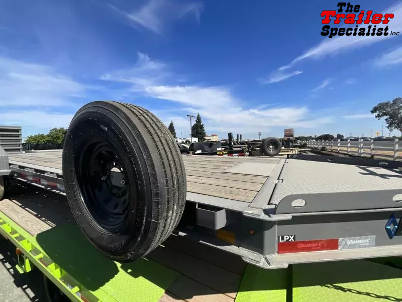 new Equipment / Flatbed Trailers Diamond C Trailers  for sale, in Acampo, CA Thumbnail 11