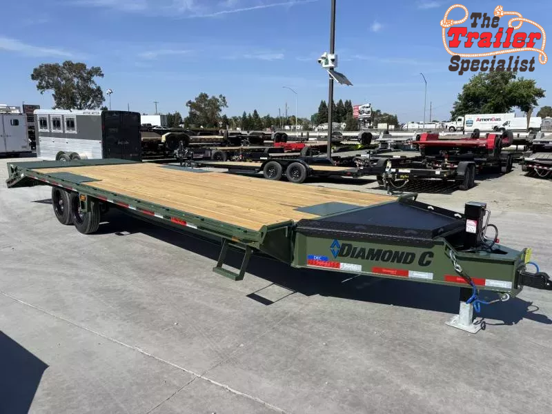 NEW 2025 Diamond C Trailers DEC208L26X102 102X26 18K GVW Equipment Trailer
