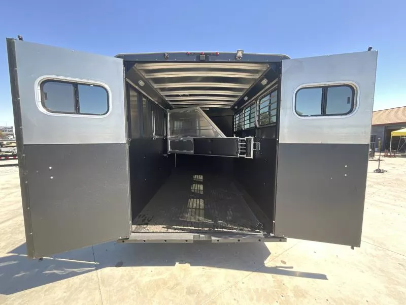 new Horse Trailers Logan Coach  for sale, in Acampo, CA Thumbnail 15