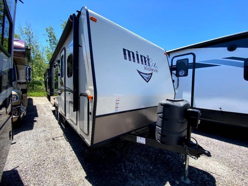 2017 Forest River ROCKWOOD MINI LITE 2306 2017 Forest River ROCKWOOD MINI LITE 2306
