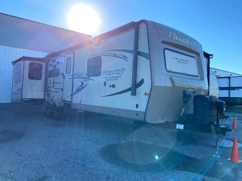 2017 Forest River FLAGSTAFF 831RESS 2017 Forest River FLAGSTAFF 831RESS