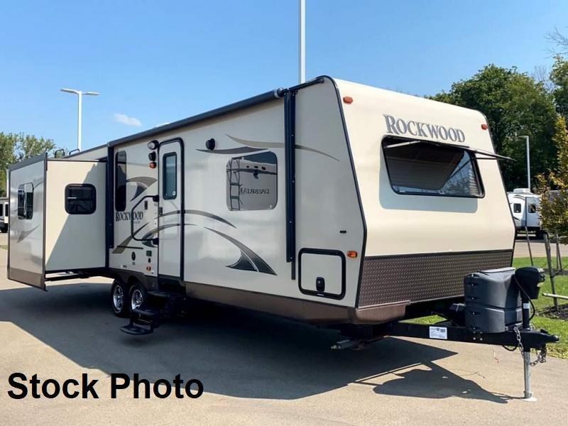 2015 Forest River ROCKWOOD ULTRA LITE 2703WS 2015 Forest River ROCKWOOD ULTRA LITE 2703WS