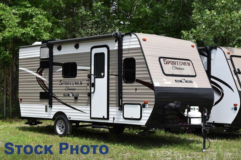 2018 Kz SPORTSMEN CLASSIC 181BH 2018 Kz SPORTSMEN CLASSIC 181BH