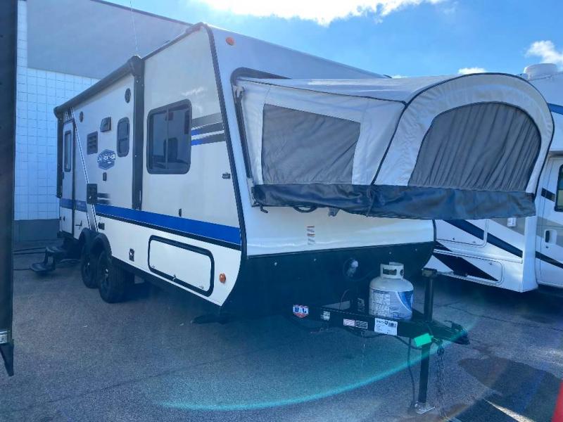 2018 Jayco JAY FEATHER 19XUD 2018 Jayco JAY FEATHER 19XUD