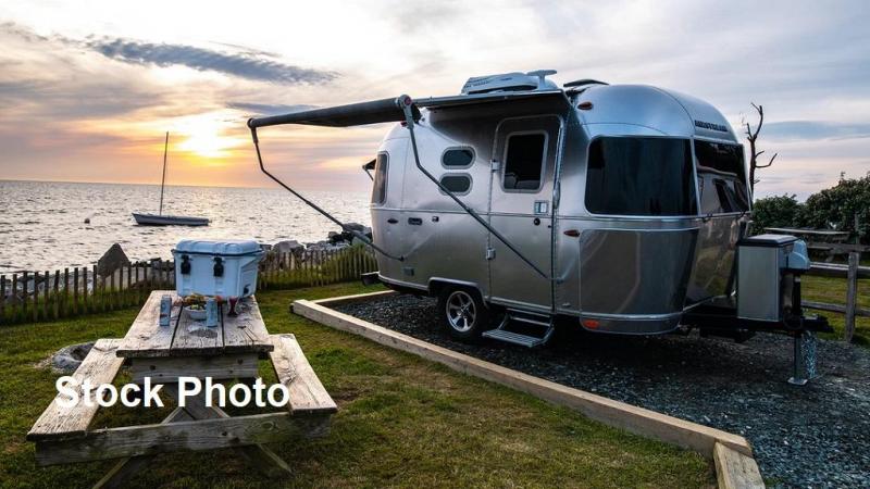2020 Airstream CARAVEL 16RB 2020 Airstream CARAVEL 16RB