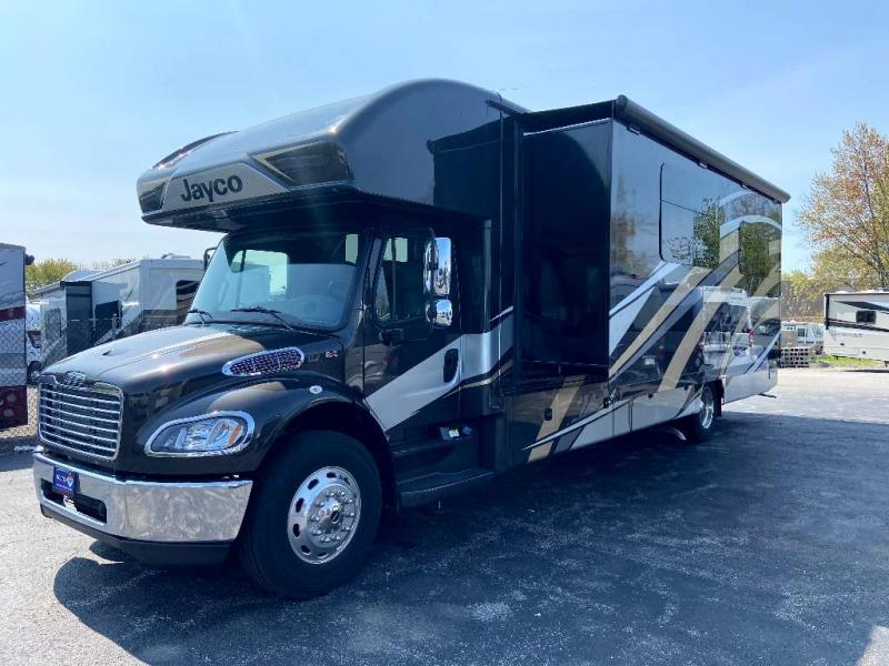 used Camper / RV Jayco Seneca for sale, in North Tonawanda, NY Thumbnail 2