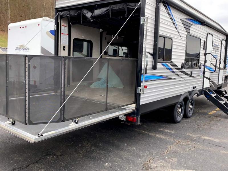 2018 Forest River VENGEANCE ROGUE 25V 2018 Forest River VENGEANCE ROGUE 25V