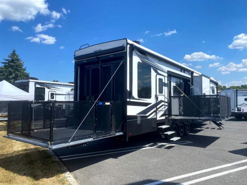 2022 Keystone RV RAPTOR 429 2022 Keystone RV RAPTOR 429