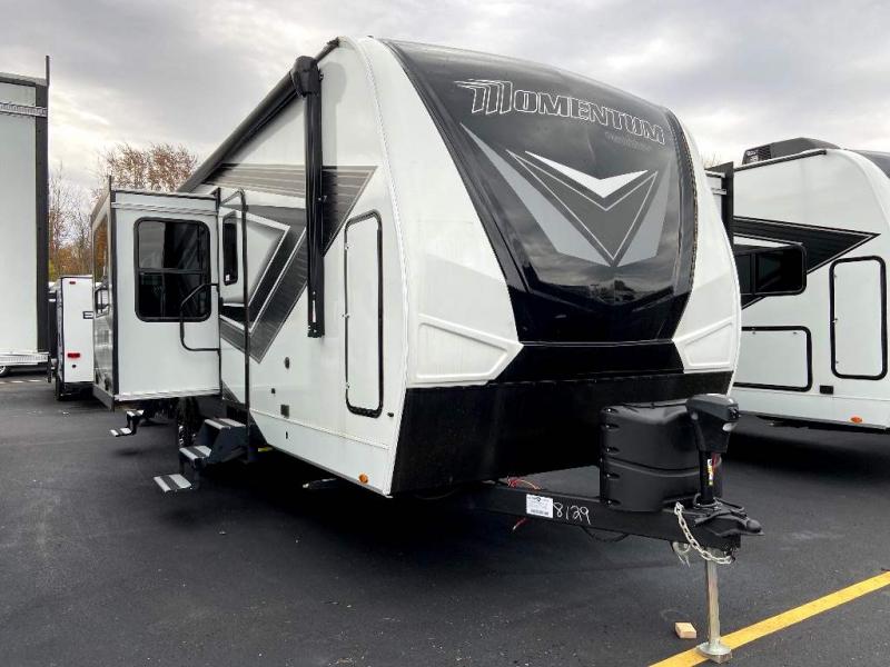 2022 Grand Design RV MOMENTUM G-CLASS 29G 2022 Grand Design RV MOMENTUM G-CLASS 29G