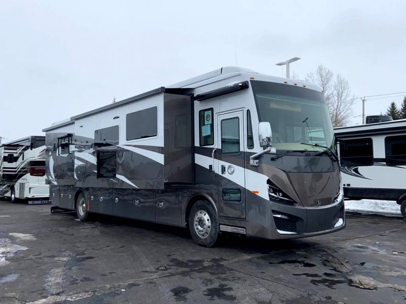 2021 Tiffin Motorhomes PHAETON 40 IH 2021 Tiffin Motorhomes PHAETON 40 IH