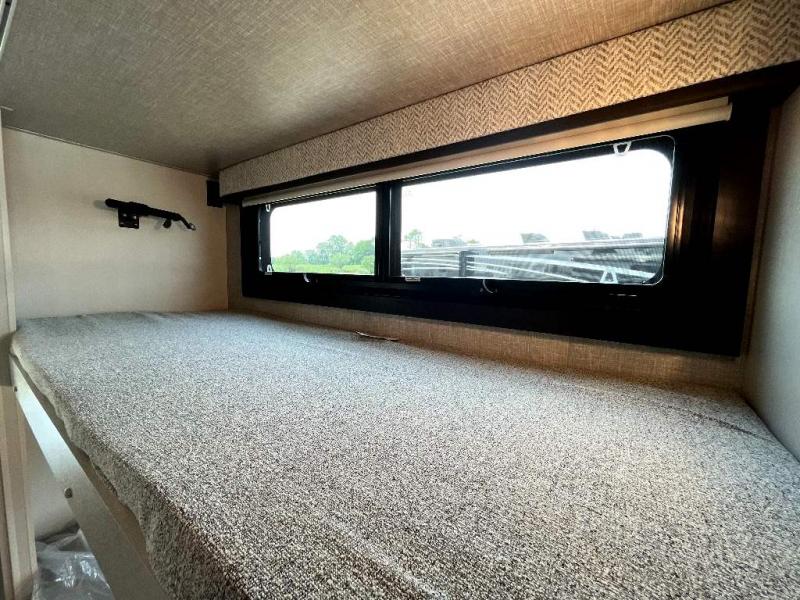 new Camper / RV Entegra Coach Vision for sale, in Wind Gap, PA Thumbnail 22