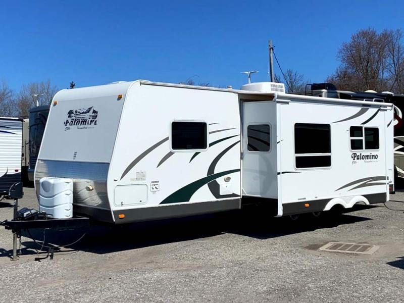 2011 PALOMINO THOROUGHBRED 829QBSK 2011 PALOMINO THOROUGHBRED 829QBSK