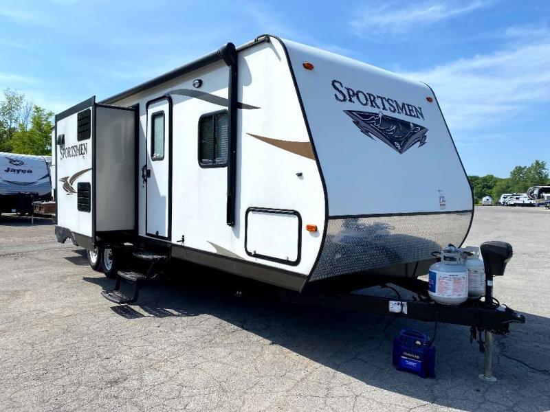 2015 Kz SPORTSMEN 331BH 2015 Kz SPORTSMEN 331BH