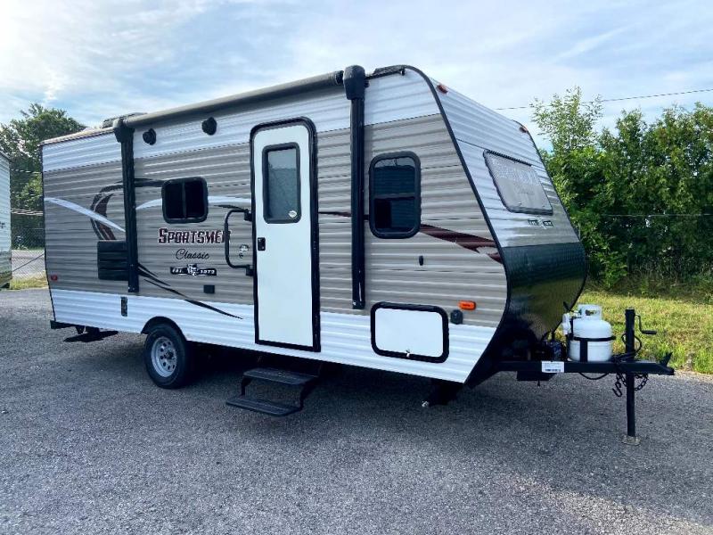 2018 Kz SPORTSMEN CLASSIC 181BH 2018 Kz SPORTSMEN CLASSIC 181BH