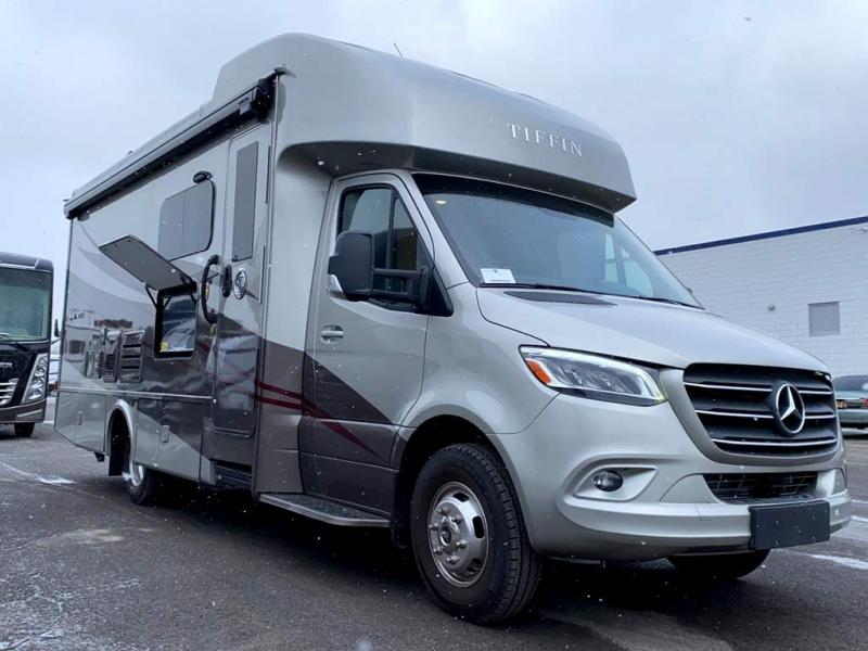 2022 Tiffin Motorhomes WAYFARER 25 RW 2022 Tiffin Motorhomes WAYFARER 25 RW