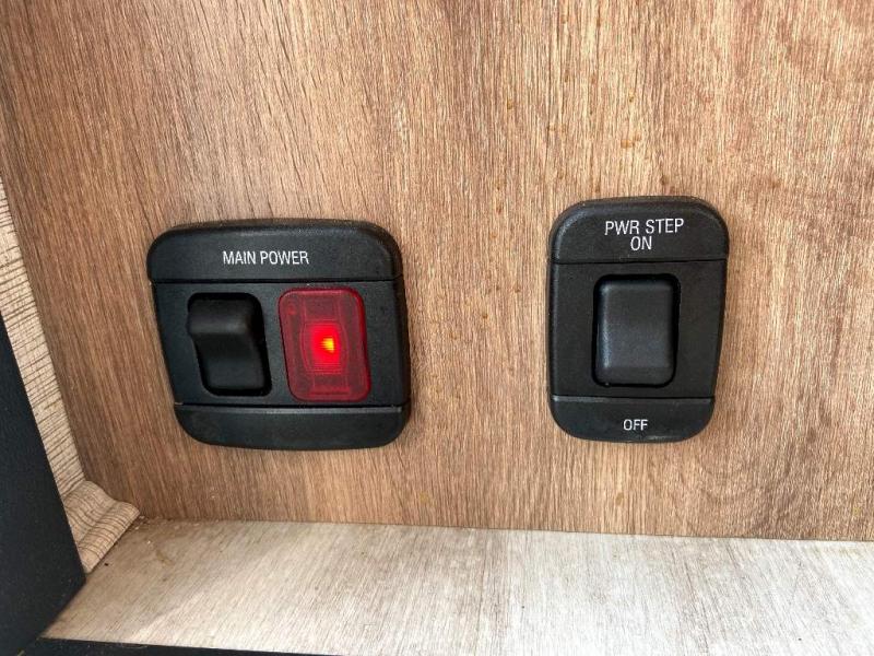 used Camper / RV Jayco Seneca for sale, in North Tonawanda, NY Thumbnail 23