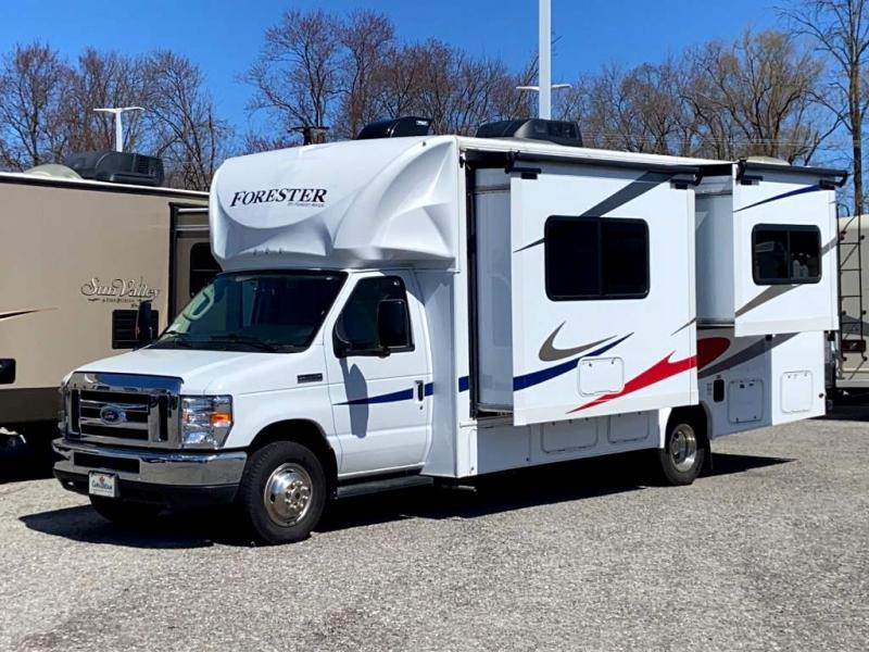 2019 Forest River FORESTER 2421 2019 Forest River FORESTER 2421