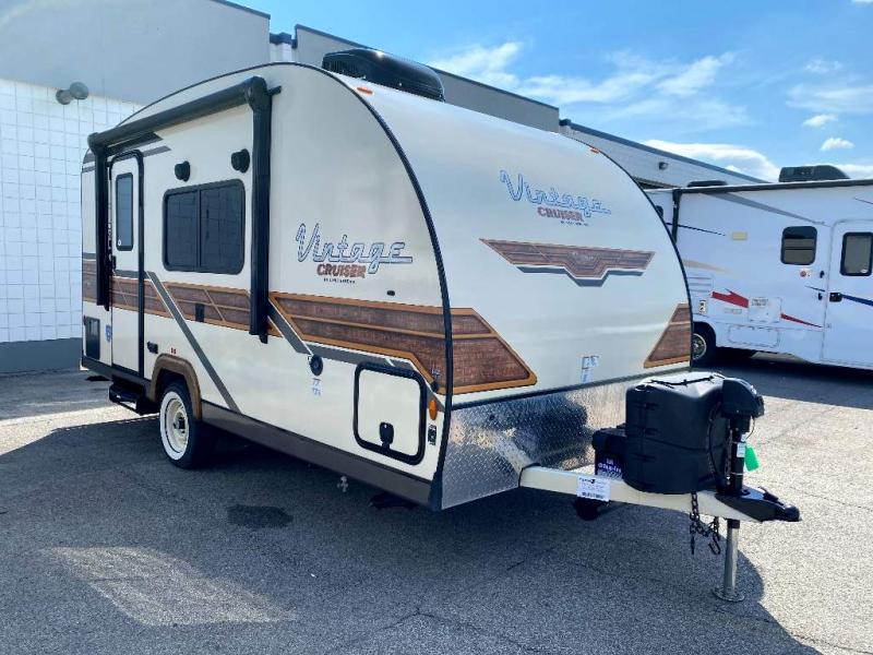 2019 Gulf Stream Coach VINTAGE CRUISER 17SCD 2019 Gulf Stream Coach VINTAGE CRUISER 17SCD