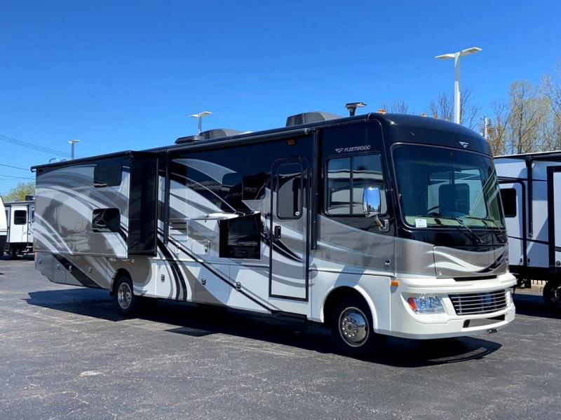 2015 Fleetwood RV BOUNDER 36H 2015 Fleetwood RV BOUNDER 36H