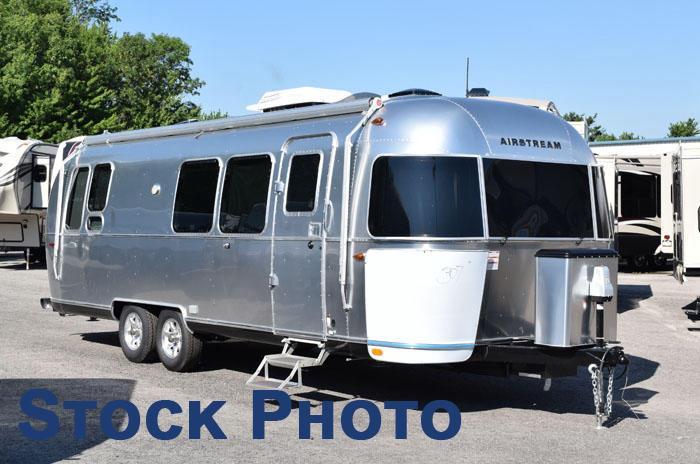 2017 Airstream FLYING CLOUD 28 2017 Airstream FLYING CLOUD 28