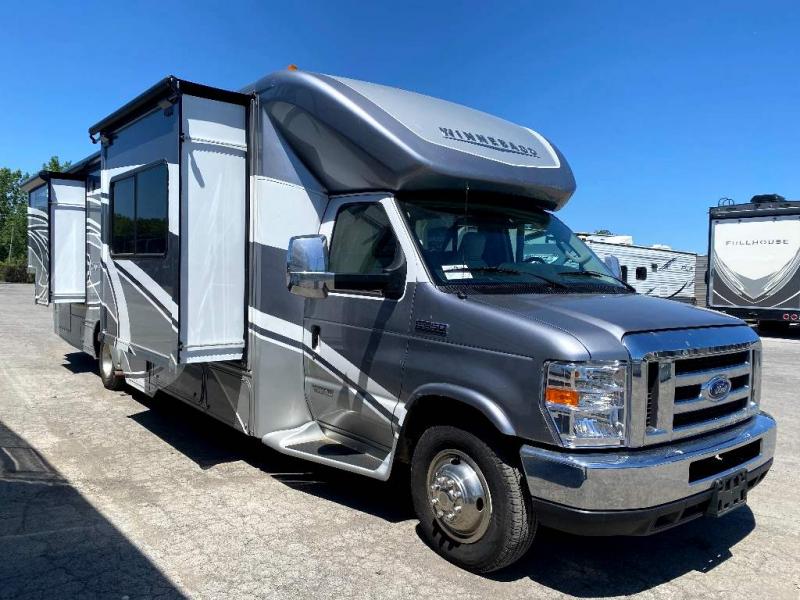 2019 Winnebago CAMBRIA 30J 2019 Winnebago CAMBRIA 30J