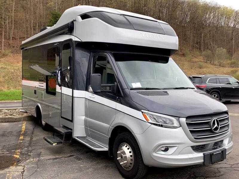 2020 Tiffin Motorhomes WAYFARER 25 RW 2020 Tiffin Motorhomes WAYFARER 25 RW