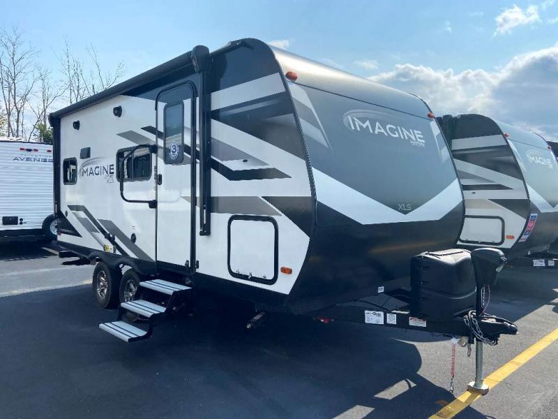 2022 Grand Design RV IMAGINE XLS 17MKE 2022 Grand Design RV IMAGINE XLS 17MKE