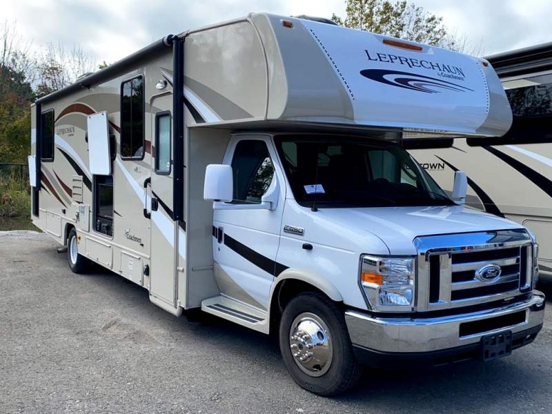 2016 Coachmen LEPRECHAUN 319DS 2016 Coachmen LEPRECHAUN 319DS