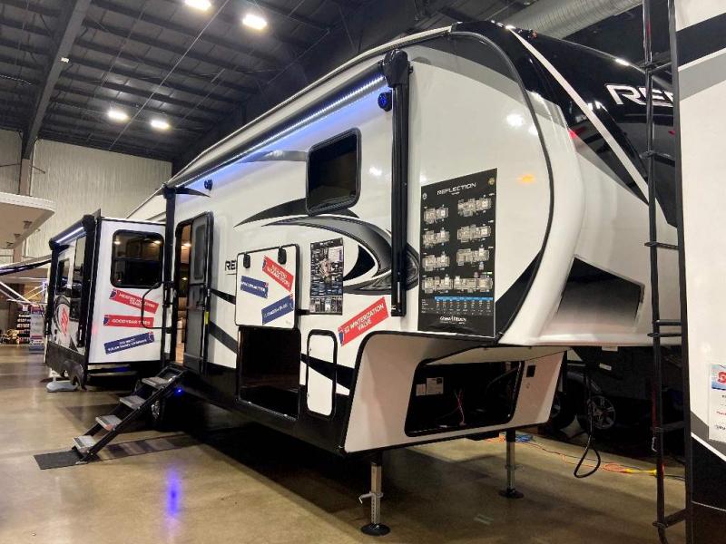 2023 Grand Design RV REFLECTION 337RLS 2023 Grand Design RV REFLECTION 337RLS