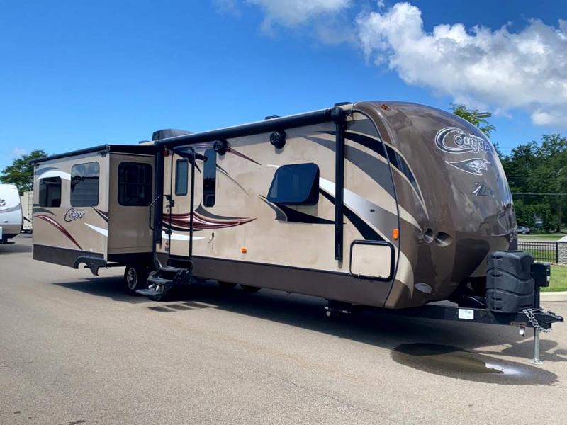 2015 Keystone RV COUGAR 33RES 2015 Keystone RV COUGAR 33RES