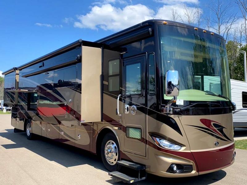 2017 Tiffin Motorhomes PHAETON 40 AH 2017 Tiffin Motorhomes PHAETON 40 AH