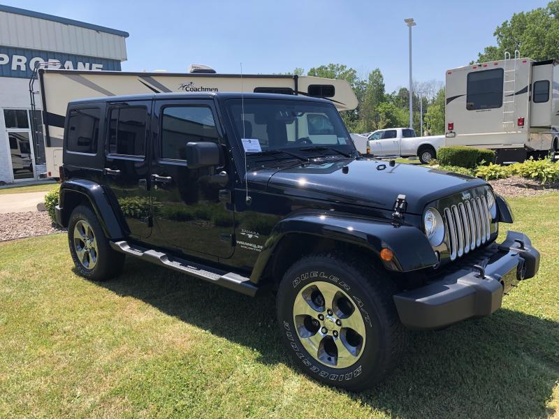 2017 Jeep WRANGLER SAHARA 2017 Jeep WRANGLER SAHARA