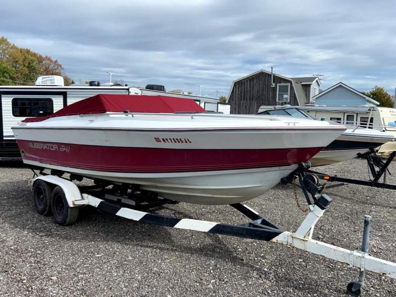 1988 Four Winns LIBERATOR 211 1988 Four Winns LIBERATOR 211