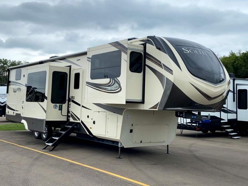 2021 Grand Design RV SOLITUDE 380FL 2021 Grand Design RV SOLITUDE 380FL