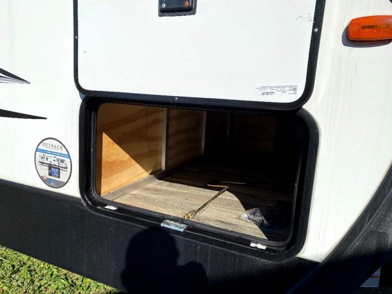 used Toy Haulers Keystone RV Outback for sale, in Wind Gap, PA Thumbnail 25