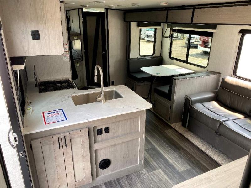used Travel Trailers Heartland RV Mallard for sale, in North Tonawanda, NY Thumbnail 6