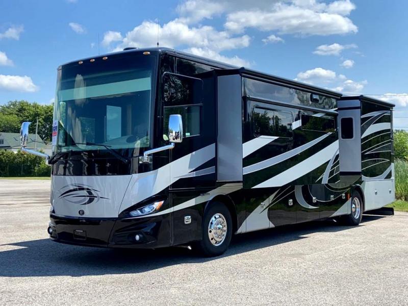 2019 Tiffin Motorhomes PHAETON 40 IH 2019 Tiffin Motorhomes PHAETON 40 IH