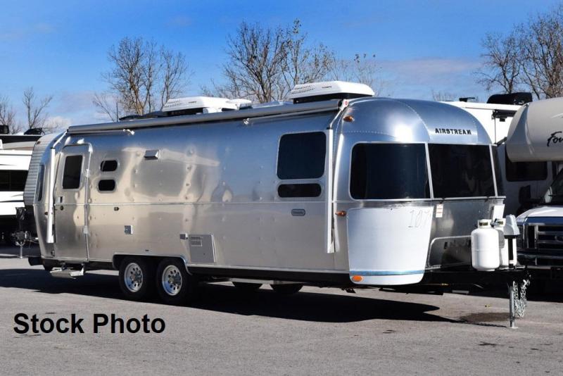 2019 Airstream GLOBETROTTER 27FB Twin 2019 Airstream GLOBETROTTER 27FB Twin