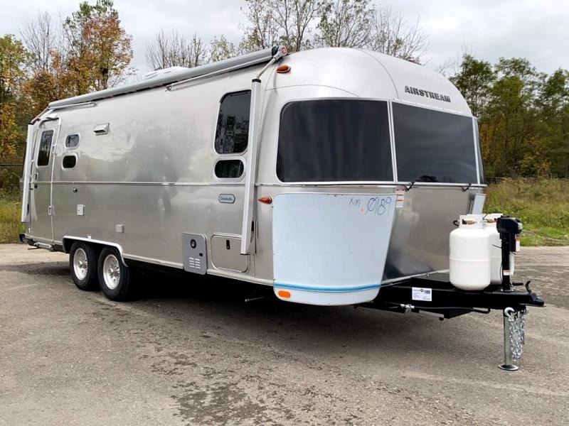 2022 Airstream GLOBETROTTER 25FB 2022 Airstream GLOBETROTTER 25FB