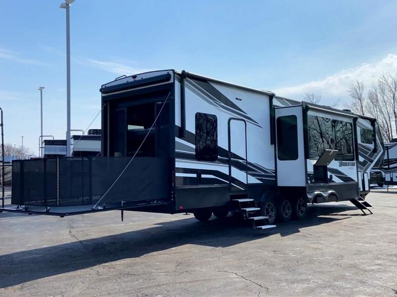 2021 Grand Design RV MOMENTUM 397TH 2021 Grand Design RV MOMENTUM 397TH