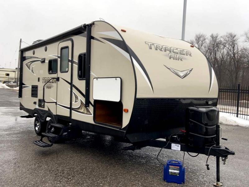 2017 Prime Time TRACER 215AIR 2017 Prime Time TRACER 215AIR