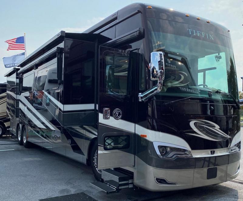 2022 Tiffin Motorhomes ALLEGRO BUS 45 FP 2022 Tiffin Motorhomes ALLEGRO BUS 45 FP