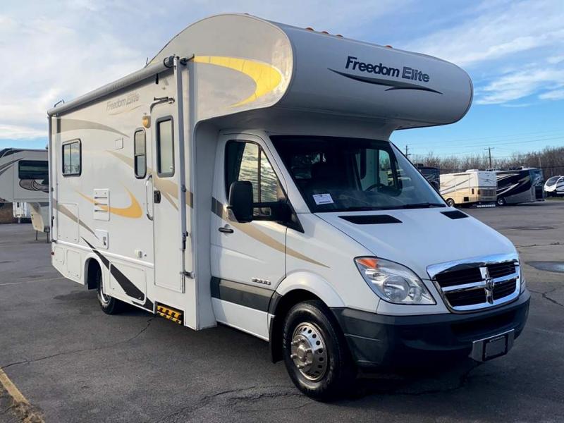 2010 Thor Motor Coach FREEDOM ELITE 23S 2010 Thor Motor Coach FREEDOM ELITE 23S