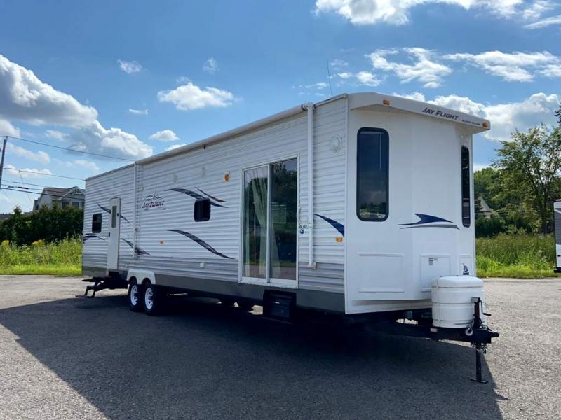2010 Jayco JAY FLIGHT BUNGALOW 40FER 2010 Jayco JAY FLIGHT BUNGALOW 40FER