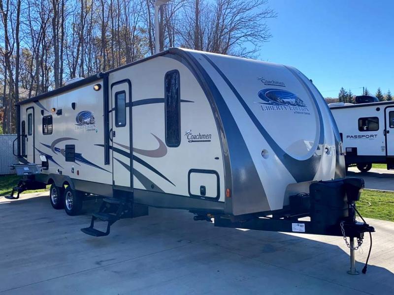 2014 Coachmen FREEDOM EXPRESS 297RLDS 2014 Coachmen FREEDOM EXPRESS 297RLDS