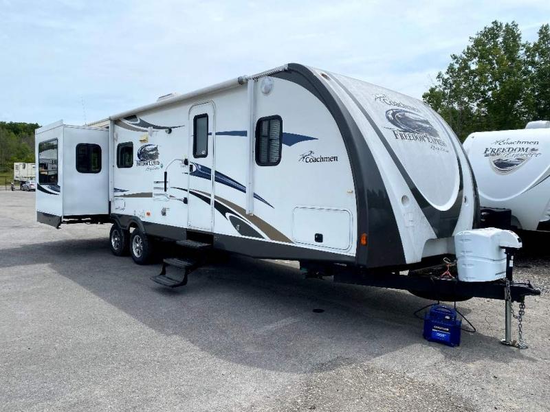 2012 Coachmen FREEDOM EXPRESS 296REDS 2012 Coachmen FREEDOM EXPRESS 296REDS