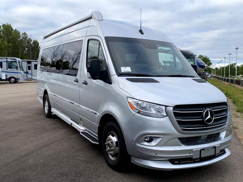 2021 Airstream INTERSTATE Tommy Bahama 24GT 2021 Airstream INTERSTATE Tommy Bahama 24GT